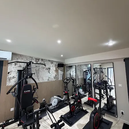 Le Lezarium Espace Fitness - Piscine Villa *